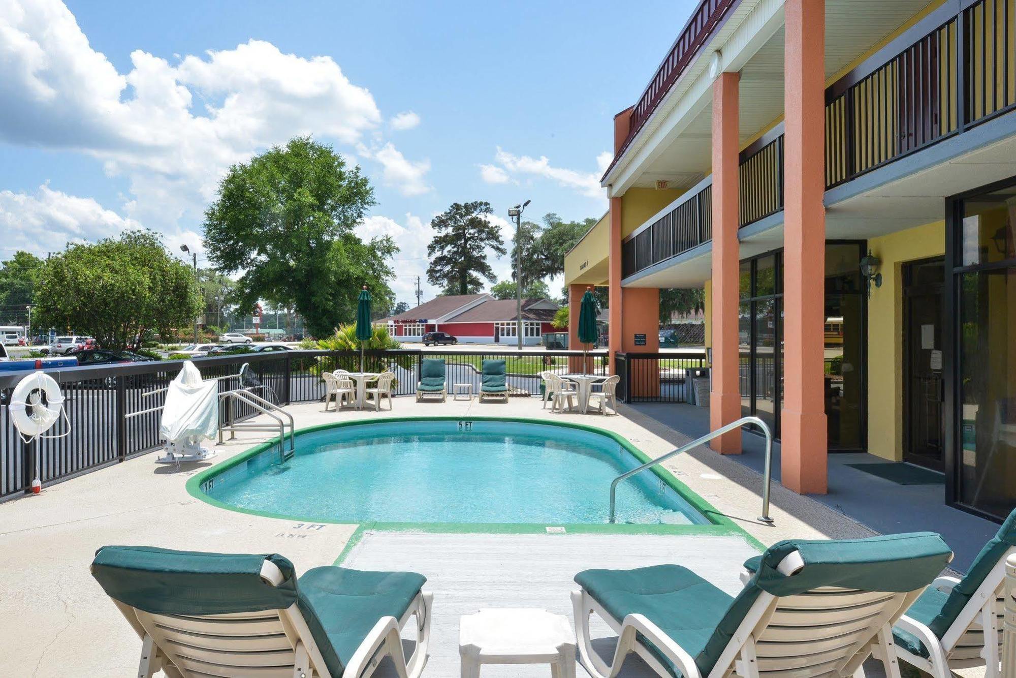 Suburban Studios Hinesville - Fort Stewart Area Luaran gambar